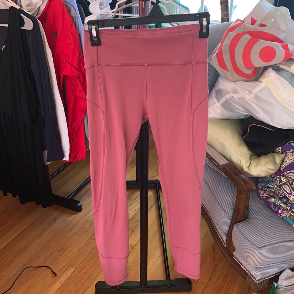 Lululemon invigorate 28” legging size 6